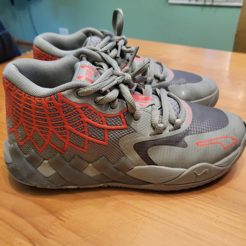 Melo Kids Basketball Shoes